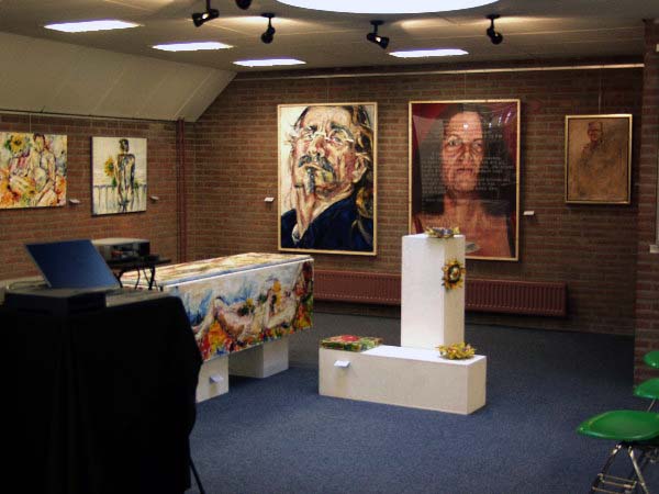 woerden eerste expo in Antwoord, doodskist van van Gogh